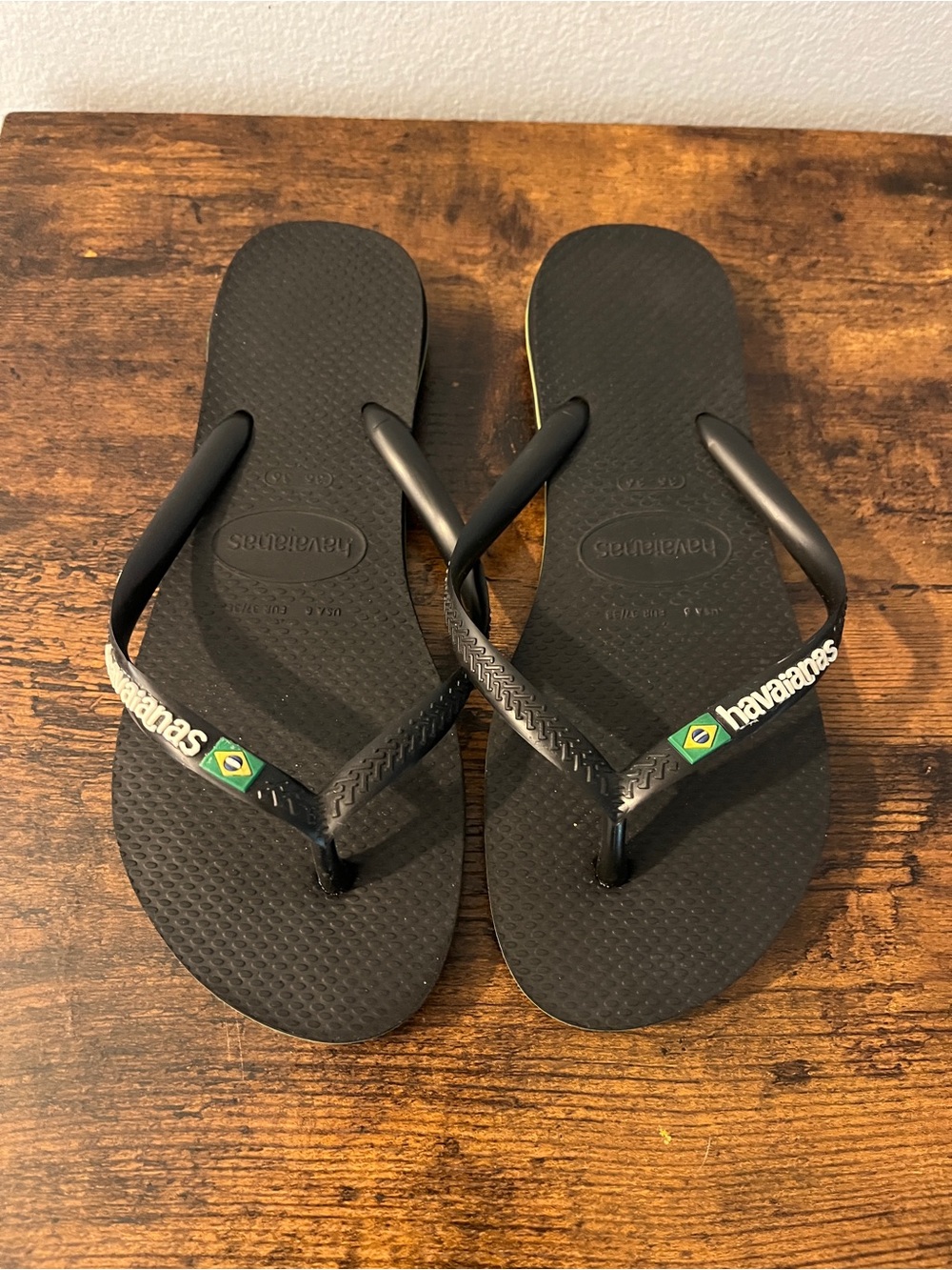 Havaianas Black Flip Flops Womens 6